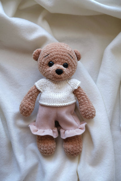 Cozy Mia Bear – Limited Edition Collection