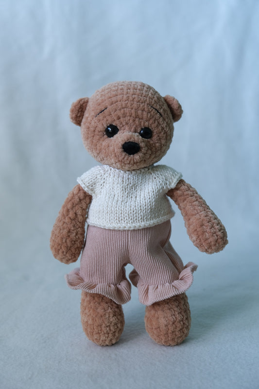 Cozy Mia Bear – Limited Edition Collection