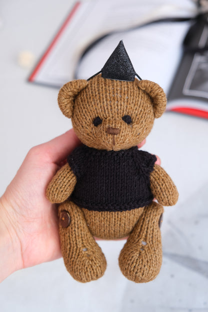 Knitted toys